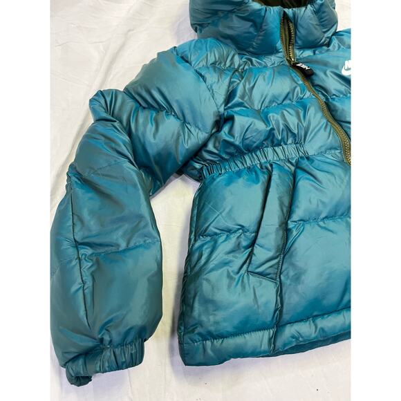 Nike Sportswear Girls Hooded‎ Jacket in Green, Mermaid Puffer Coat, Full Zip - Picture 4 of 9